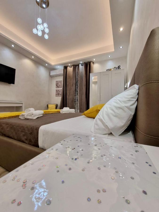 Apartment Close To The Coloseum, 2 Minutes Walk From Metro A Экстерьер фото