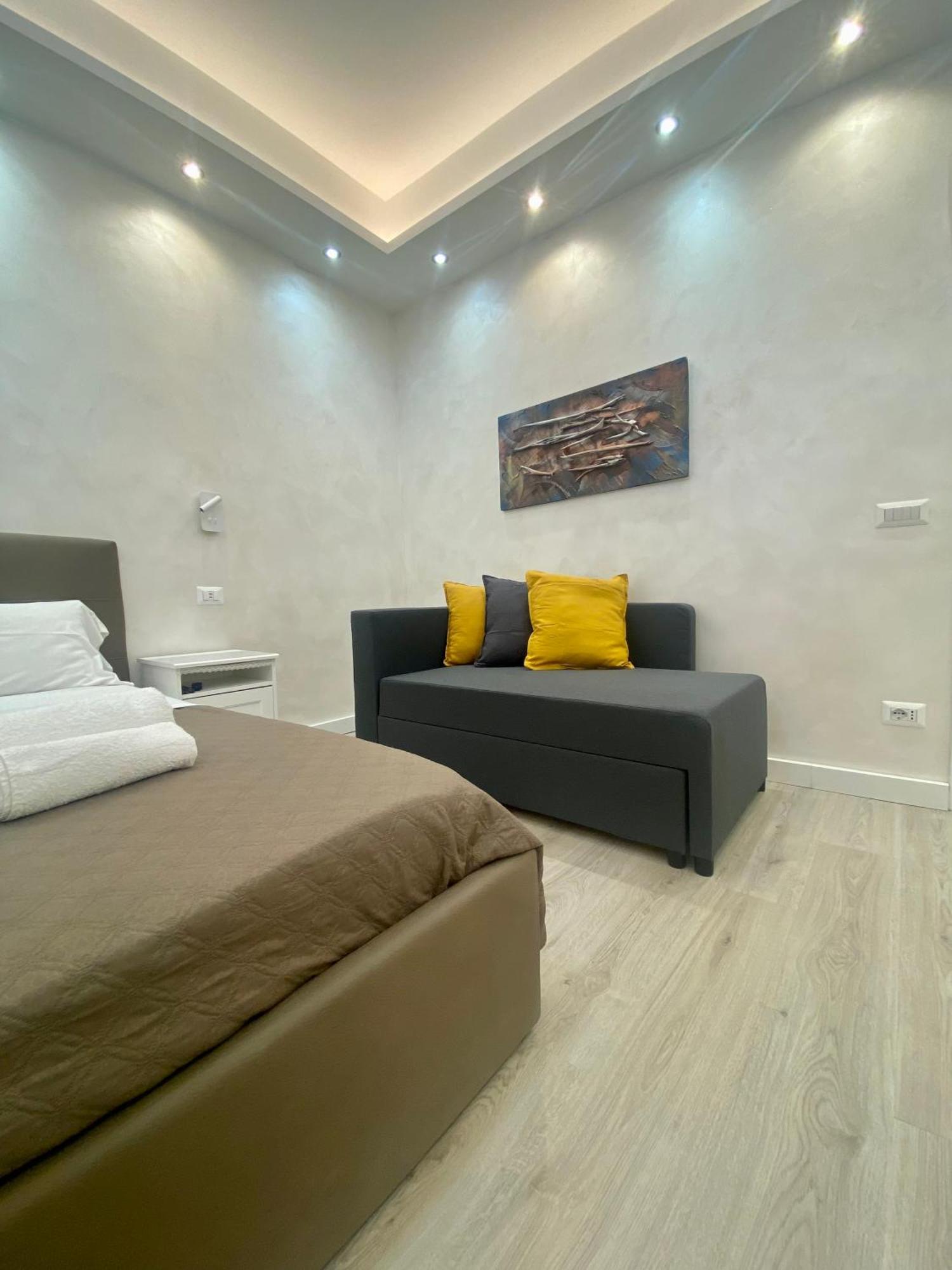 Apartment Close To The Coloseum, 2 Minutes Walk From Metro A Экстерьер фото